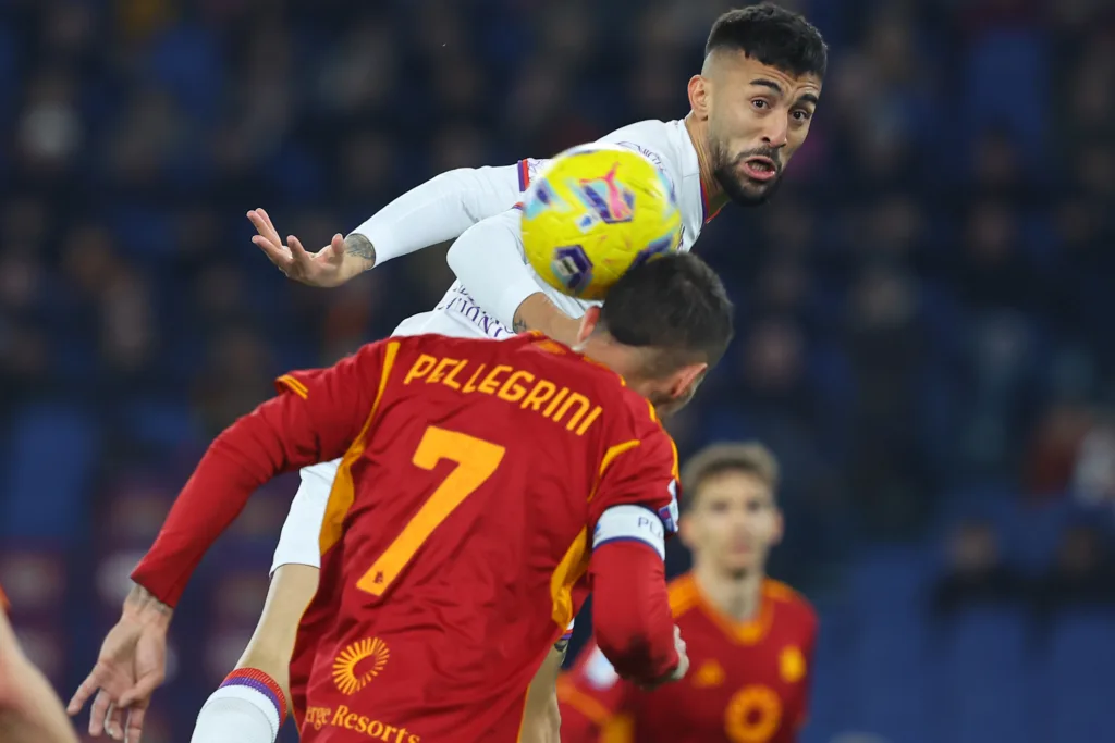 Nico Gonzalez and Lorenzo Pellegrini (back)
